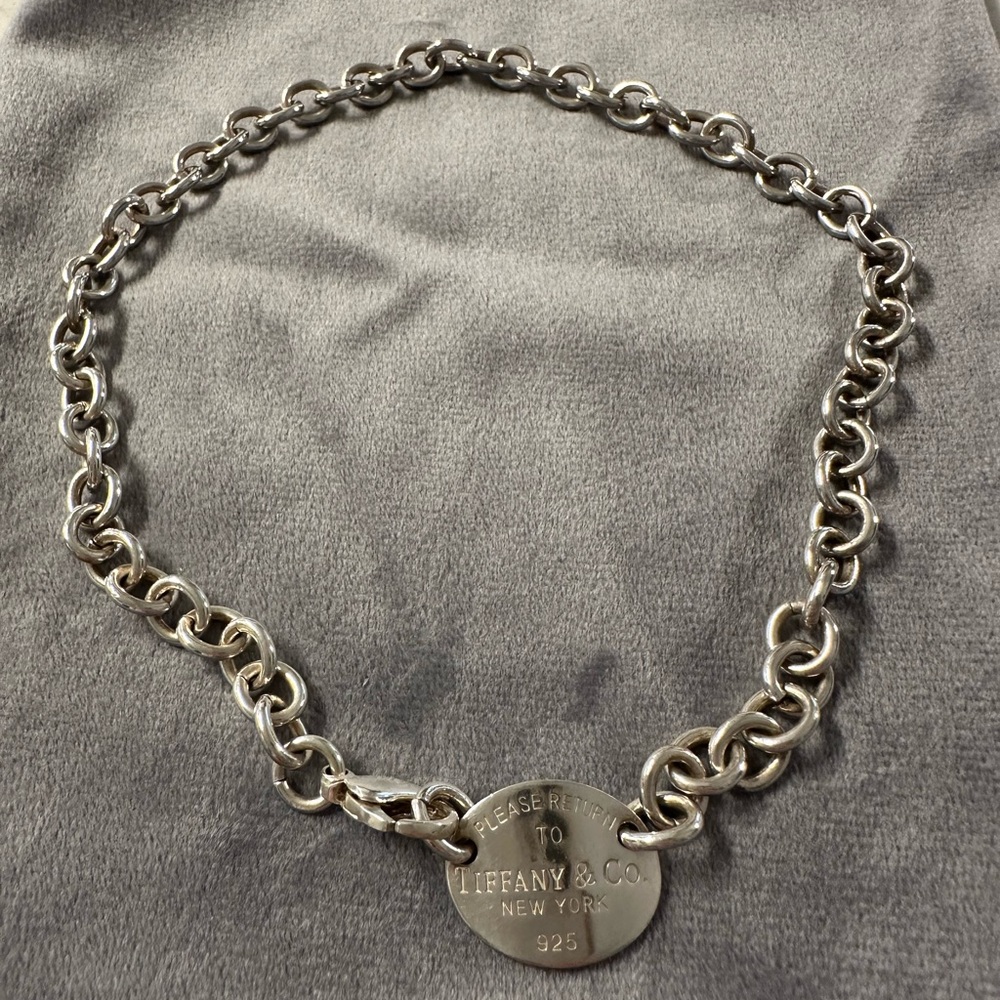 Tiffany & Co. New York “Please Return” 925 Silver Oval Tag 16 in. Link Necklace